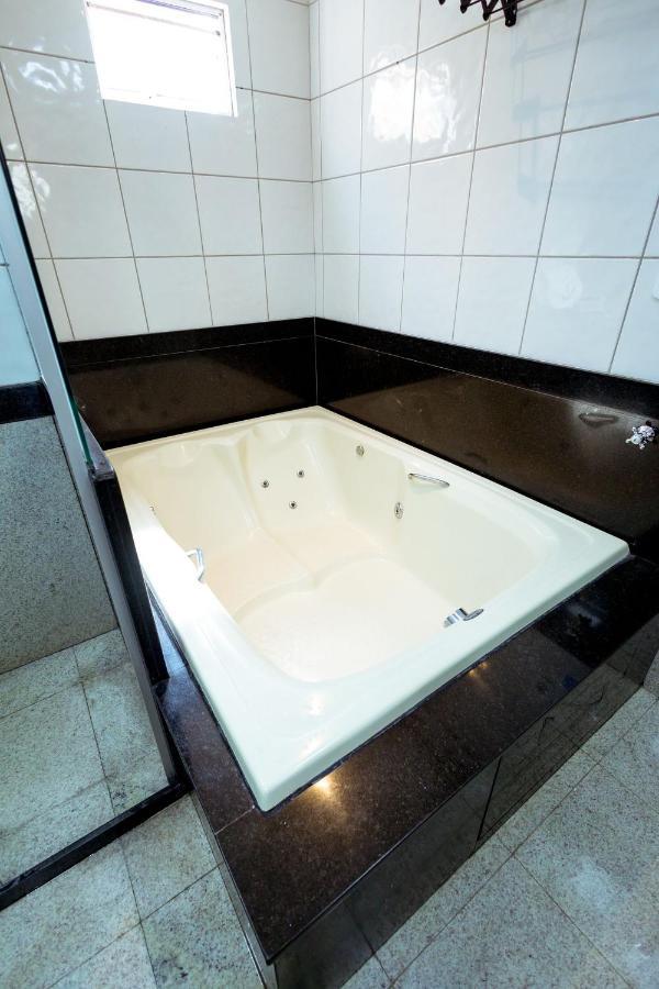 Thermas Paradise - Rio Quente- Duplex 3 Quartos Com Hidromassagem Buitenkant foto